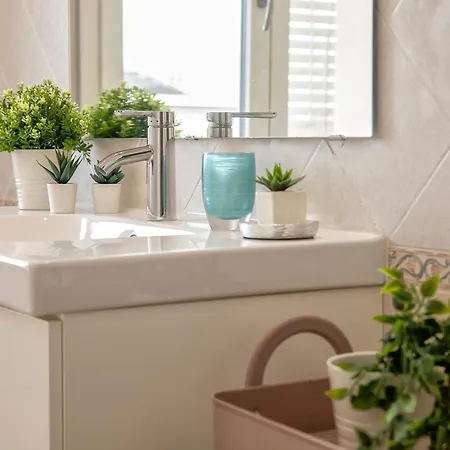 Daire Sardinia Re - Emerald House Sassari