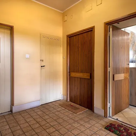 Sardinia Re - Emerald House Appartamento *